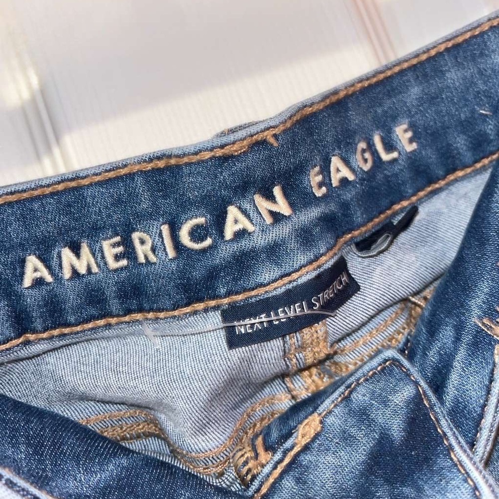 American Eagle Outfitters Straight Leg Blue Jeans - Picture 2 of 3